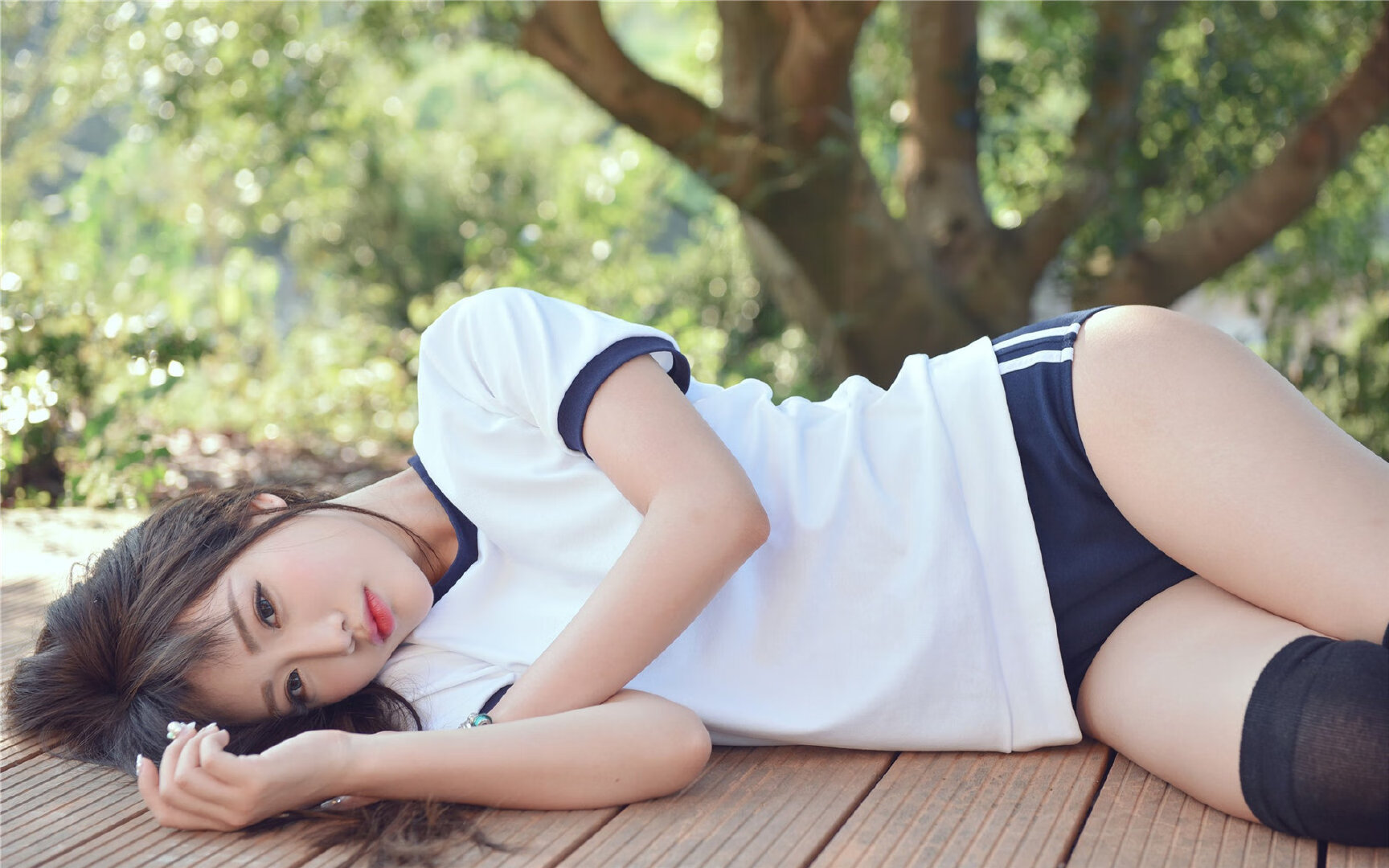 乌拉圭队后卫佩雷斯在巴黎奥运会上表现出色,佩雷拉转会拉齐奥